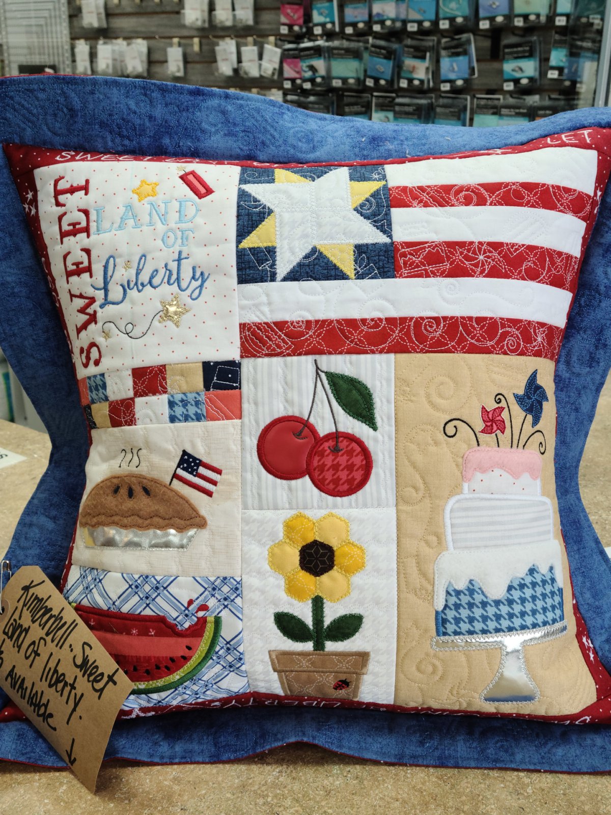Sweet Land of Liberty pillow (CALIMESA)