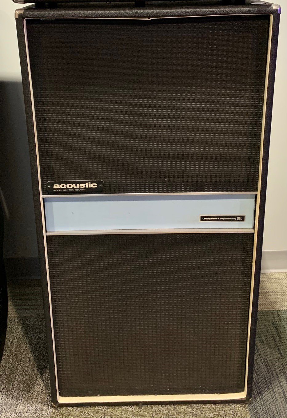 Acoustic 301 Bass Single 18 Speaker