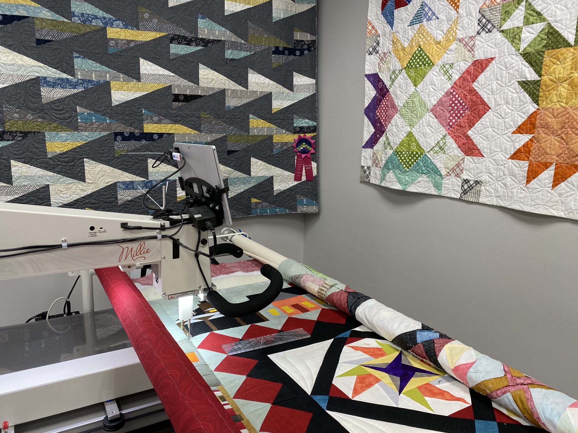 Home Time Flies Quilt and Sew LLC Negaunee, MI