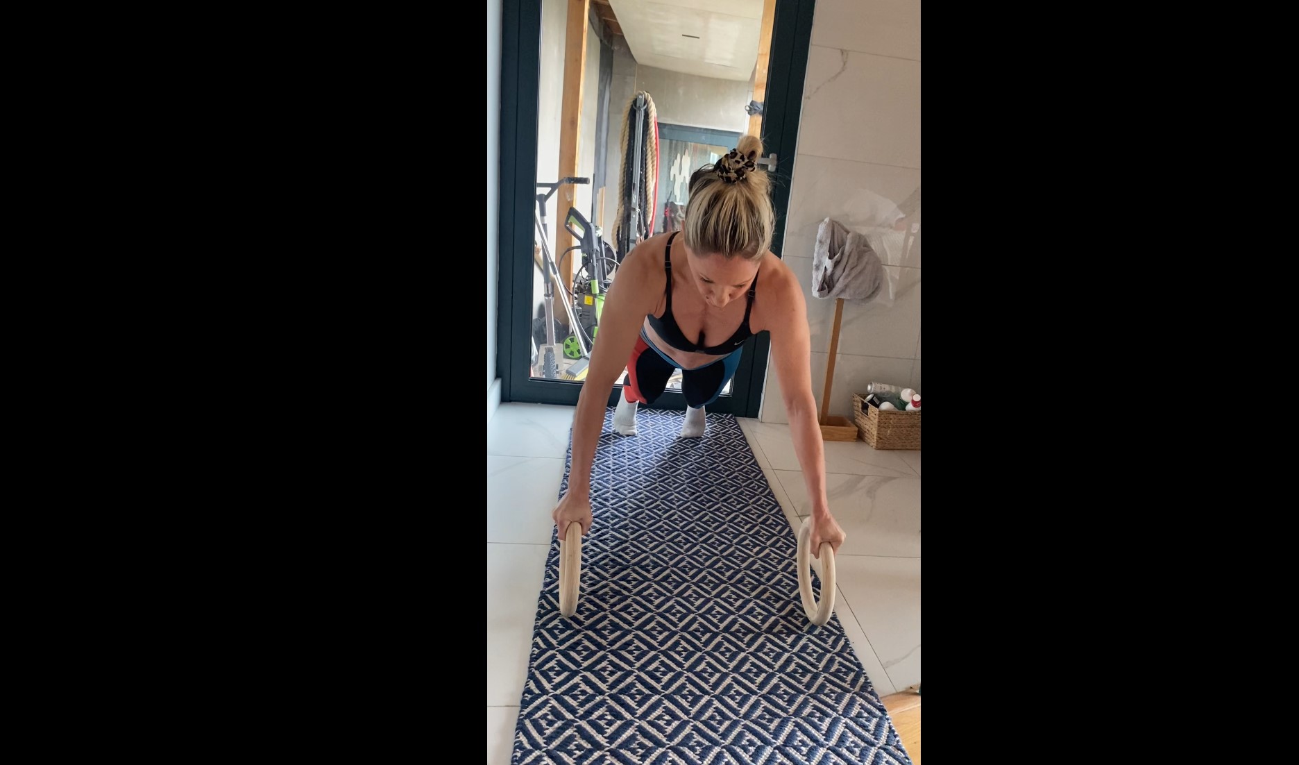 Most Consecutive Ring Grip PushUps World Record Nicole Whittingham