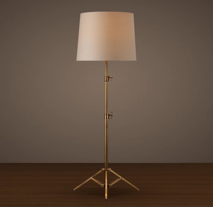 Photographer's Telescoping Floor Lamp