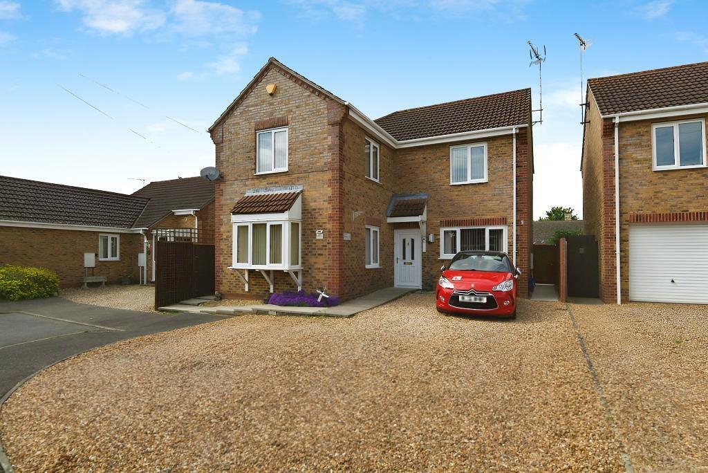 4 bedroom detached house for sale in Richmond Way, Leverington, Wisbech