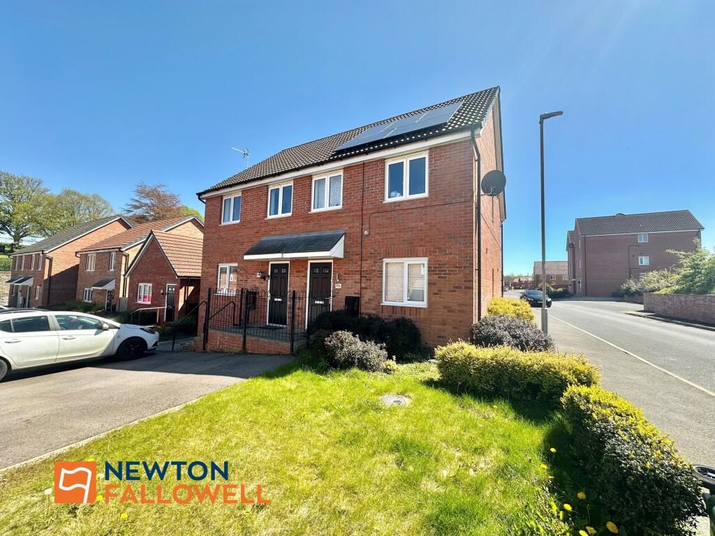 3 bedroom semidetached house for sale in Mandalay Road, Pleasley, NG19