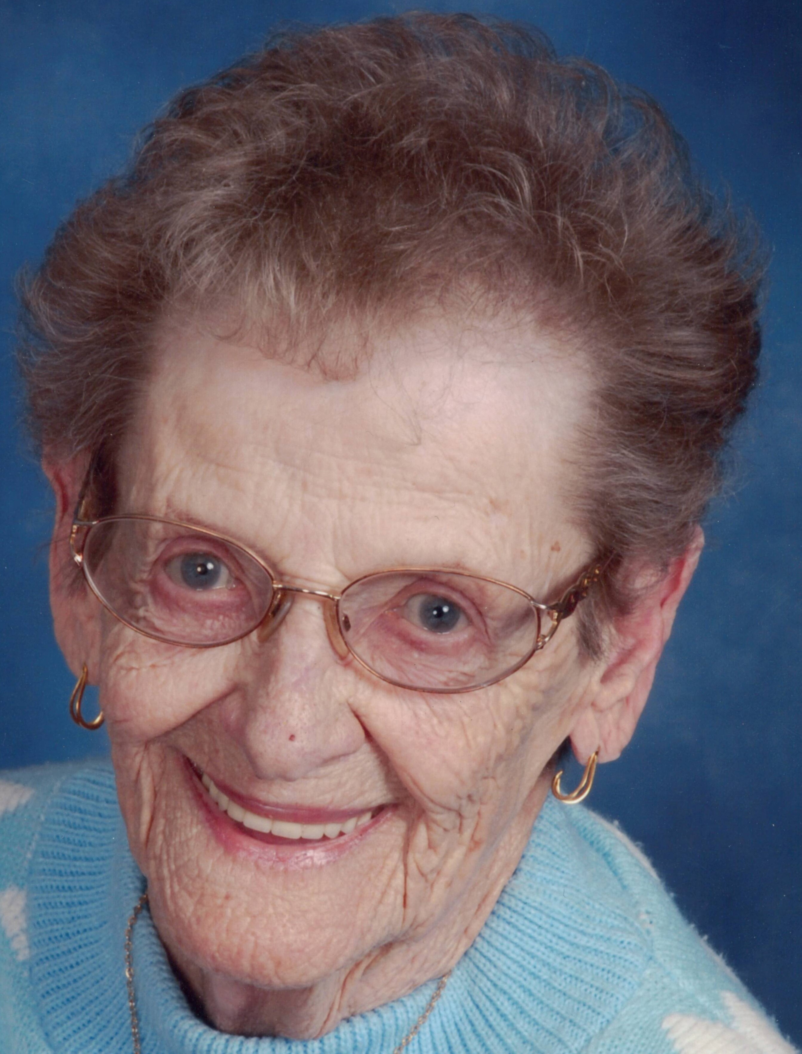 Mrs. Esther Rose (White) Stone, 90 of Republican City