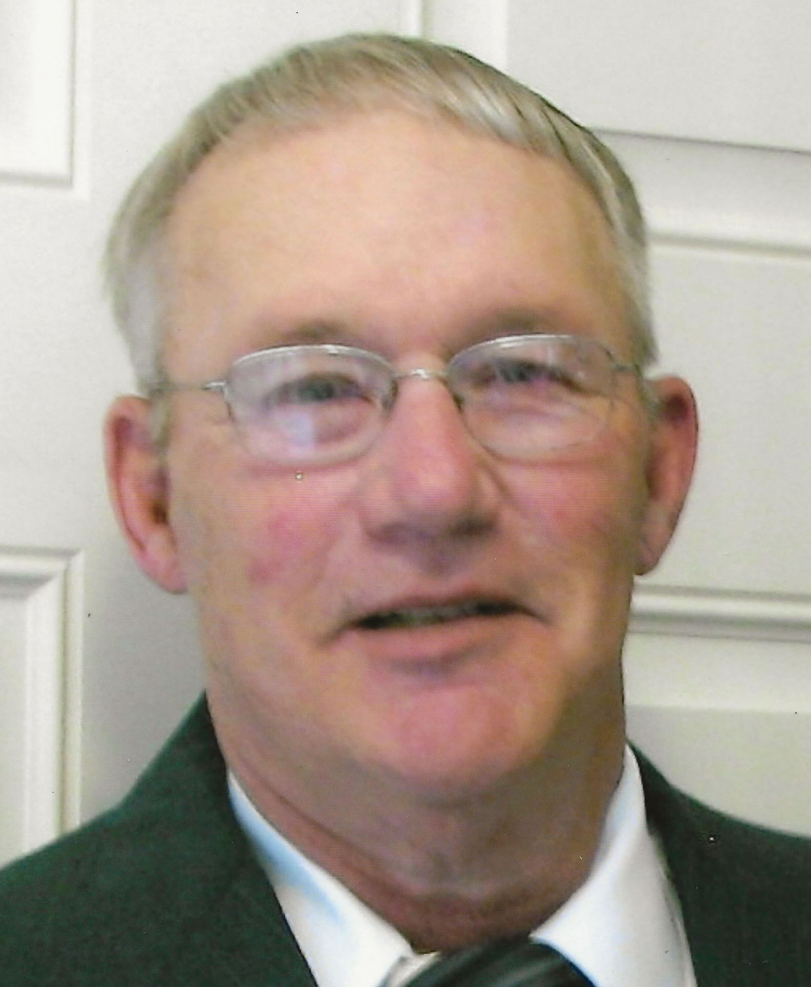 Randall Gaillan “Randy” Vinzant, 70 years of age, of Lincoln, Nebraska, (formerly of Bertrand