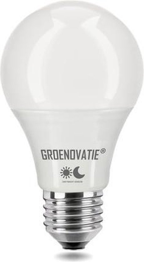 Groenovatie Led Lamp E27 Fitting - 5W - 117X60 Mm - Schemersensor - Warm Wit | Bol.com