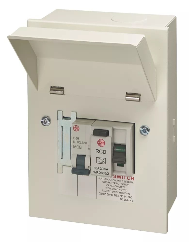 Wylex 4Module 1Way Populated Shower Consumer Unit Screwfix