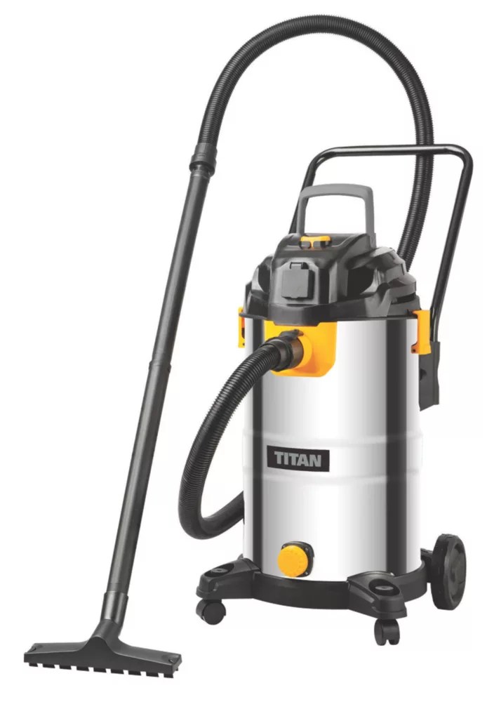 Titan TTB777VAC 1500W 40Ltr Wet & Dry Vacuum 220240V Screwfix
