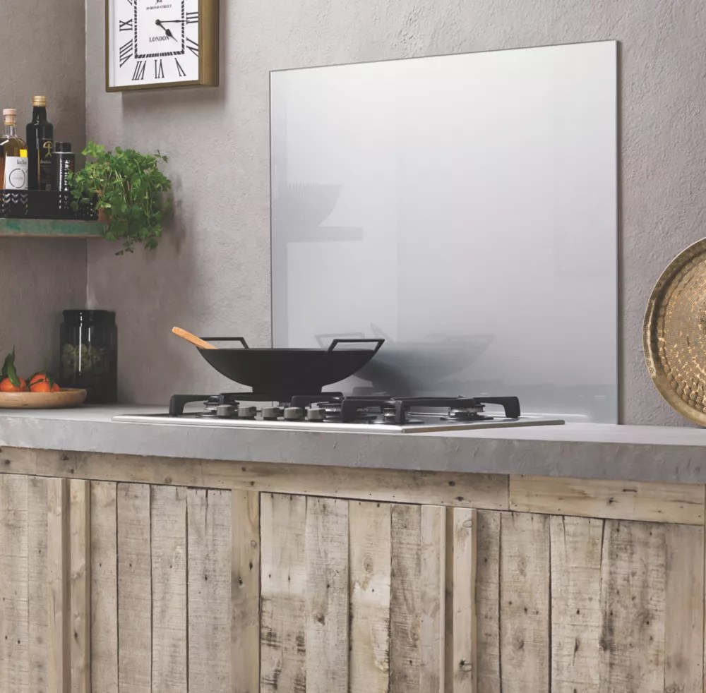 Splashback Silver Metallic SelfAdhesive Splashback 900mm x 750mm x 6mm