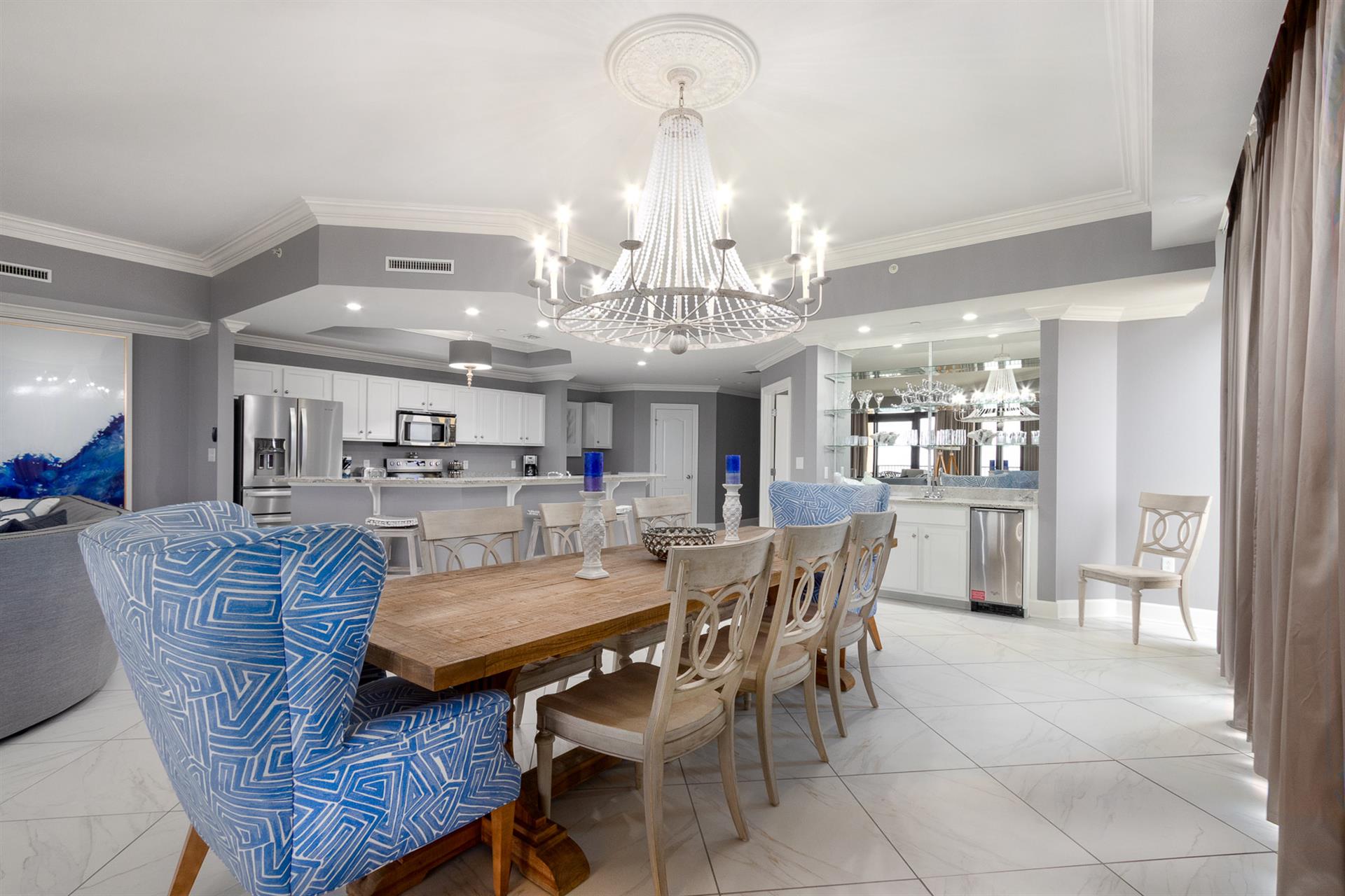 Liquid Life Featured Property Stunning Orange Beach Condo Rental that