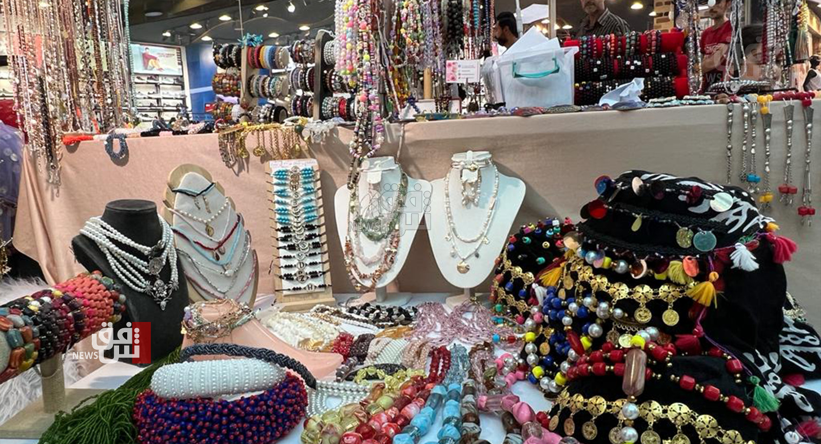 Erbil's Flowers Bazaar A Vibrant Mosaic of Handicrafts Bridging