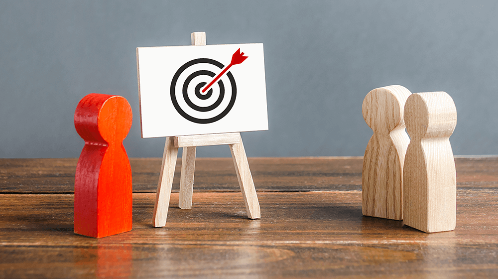 What is a Target Market and How to Pick One (Examples and Template Included)
