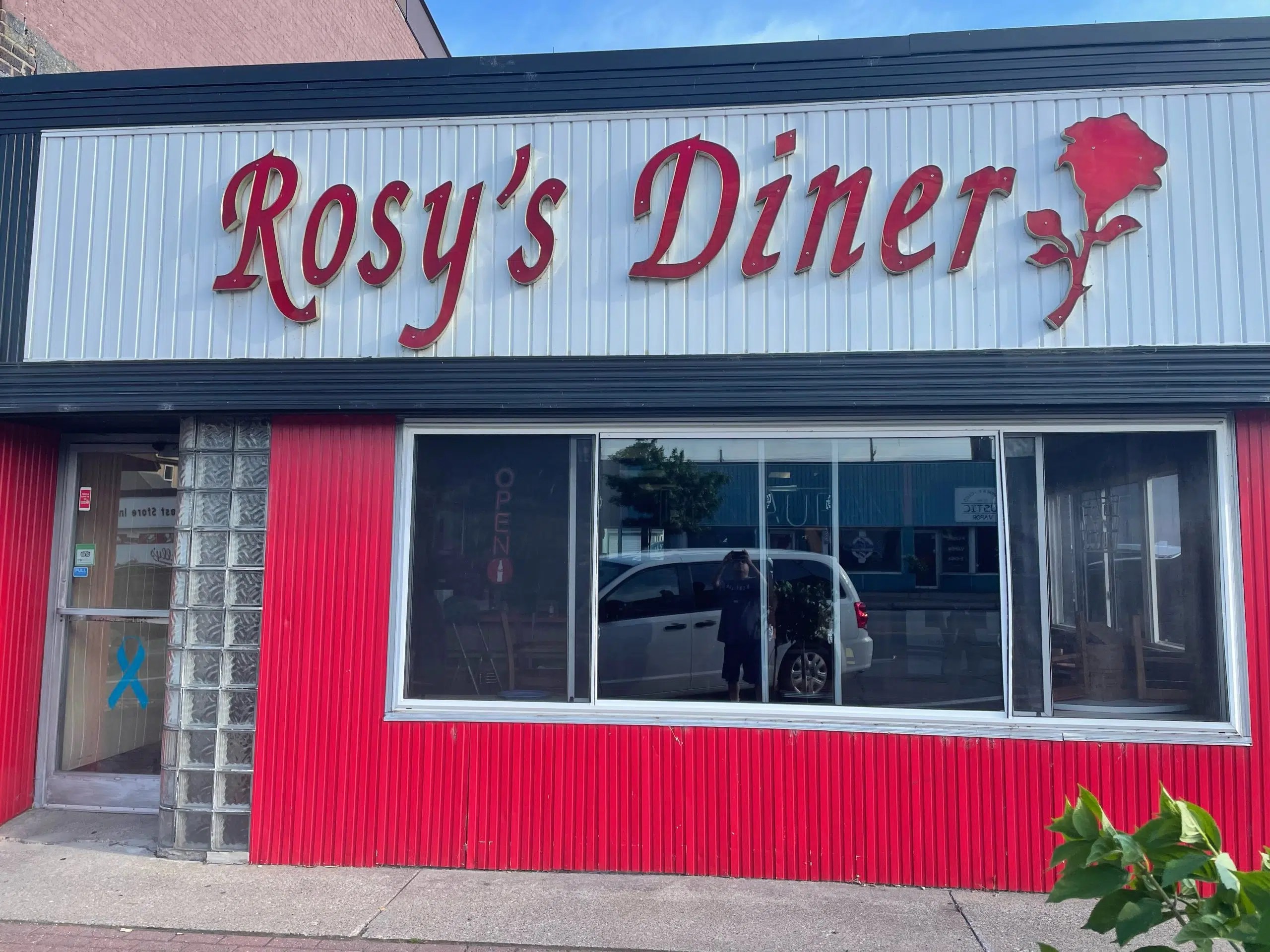 Rosy’s Diner In Downtown Escanaba Has New Ownership