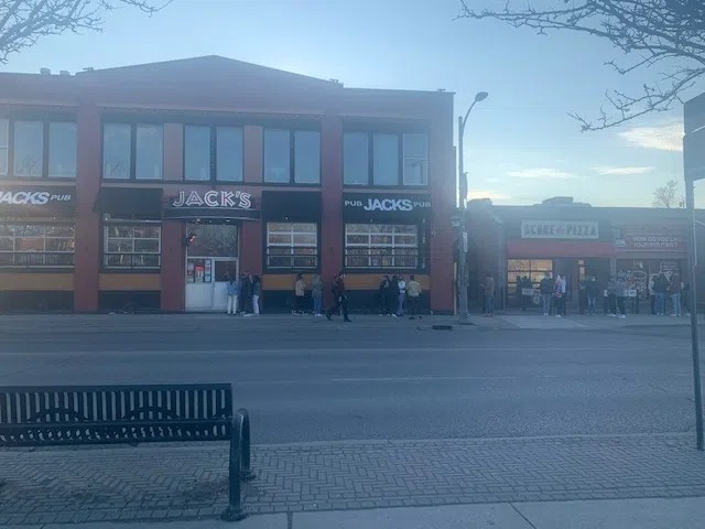 Richmond Row reacts to London’s move to the red zone 106