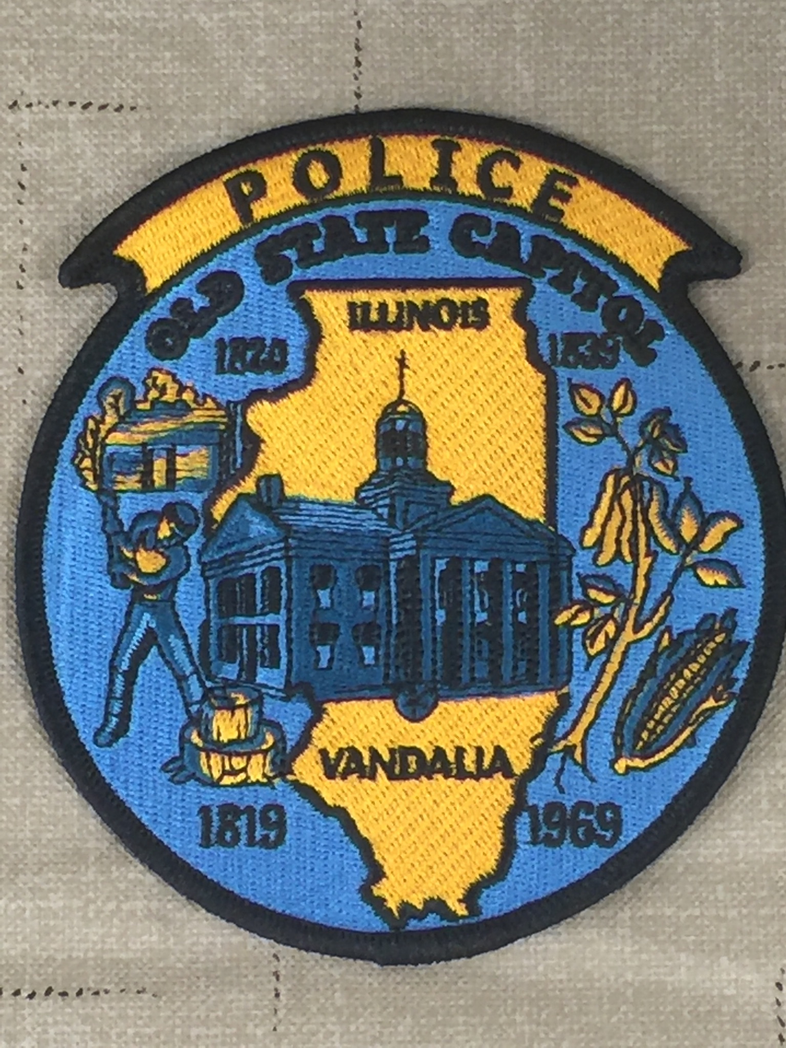 Longtime Vandalia Police Officer is retiring at the end of this month