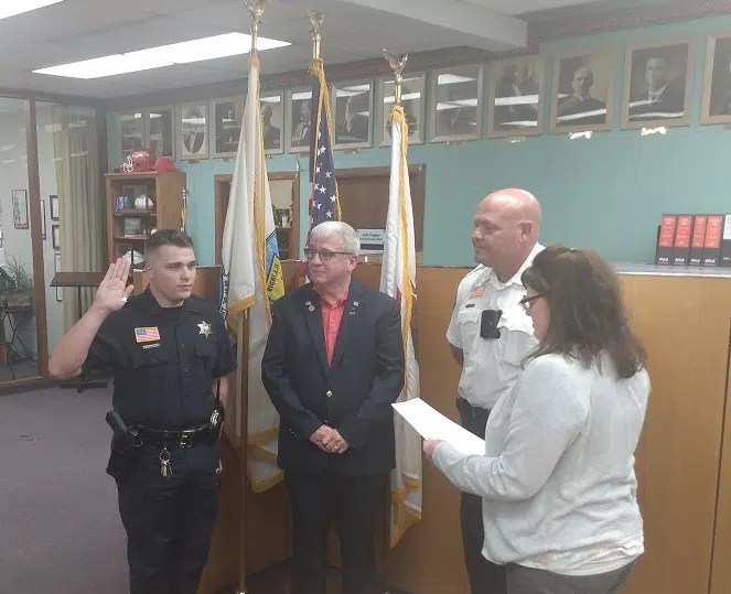 City of Vandalia swears in new Police Officer Vandalia Radio