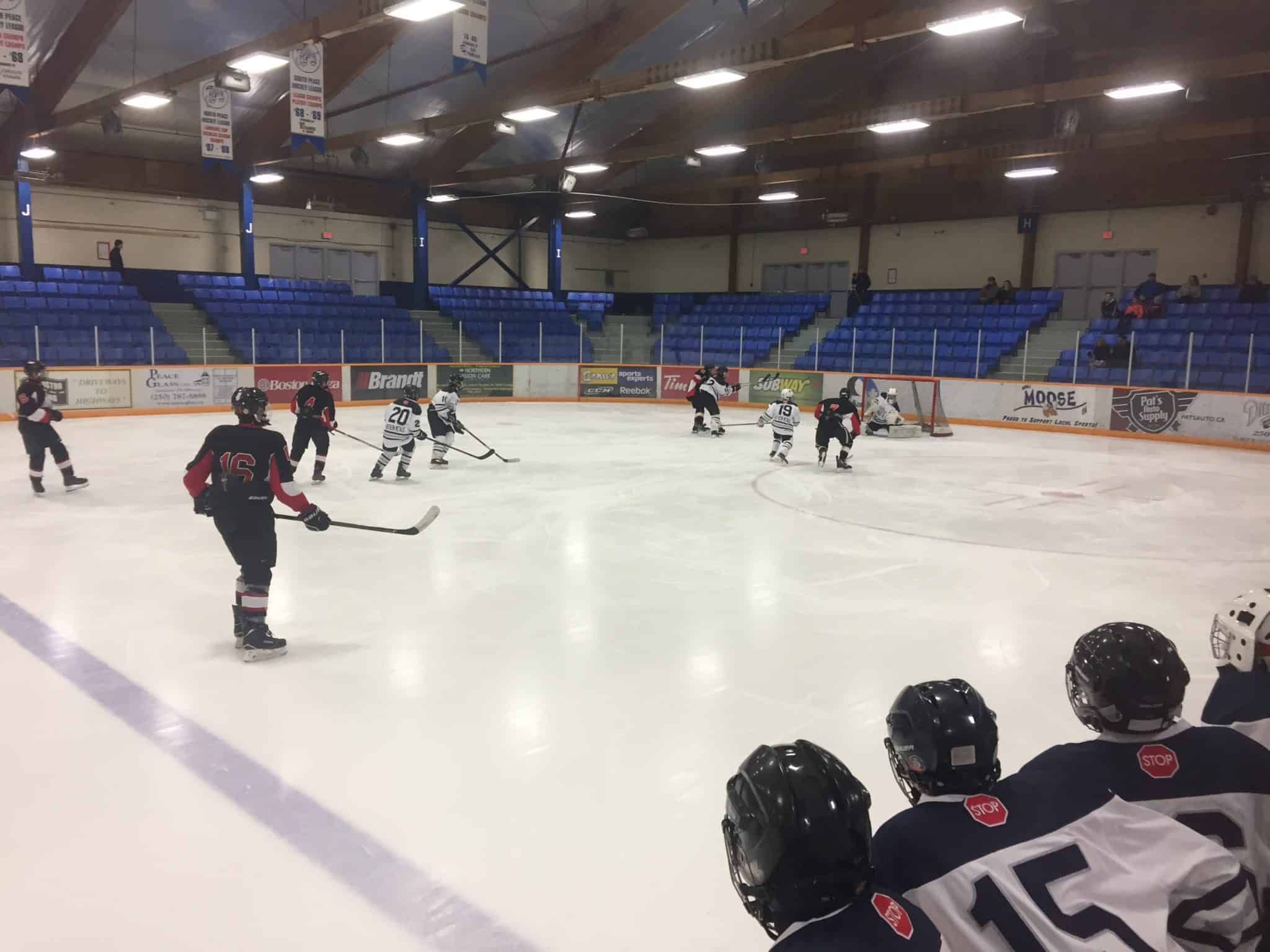 Bantam Flyers get two wins in homeandhome against Peace River