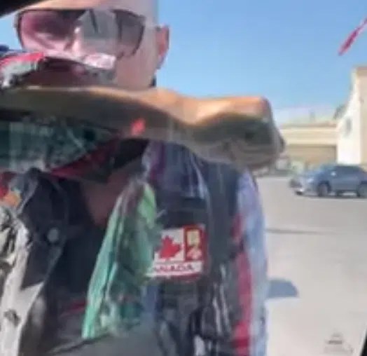 Watch Dude Punches Out Vehicle Window In Road Rage Incident 95.7 CRUZ FM