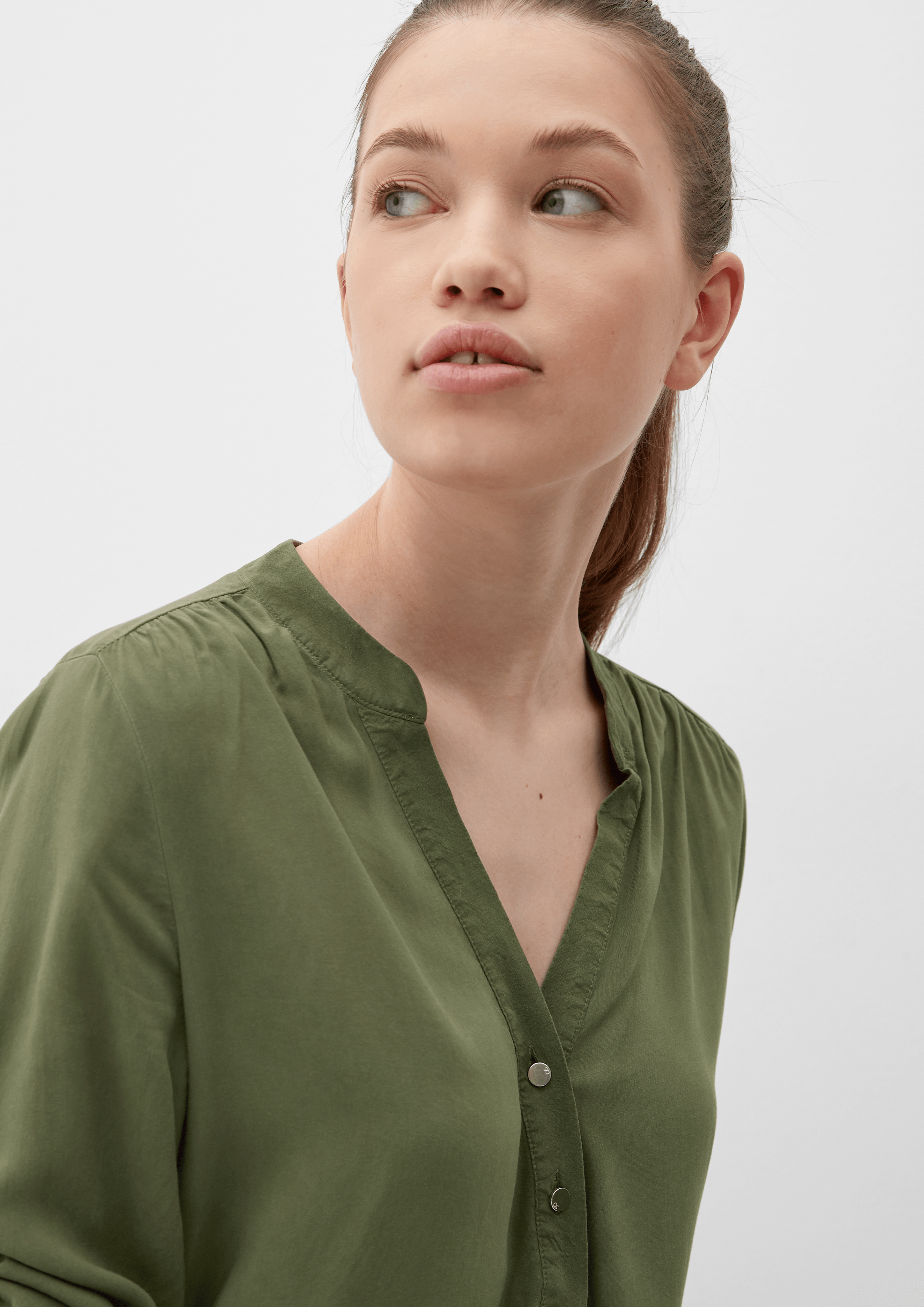 Viscose blouse with a colour effect olive s.Oliver