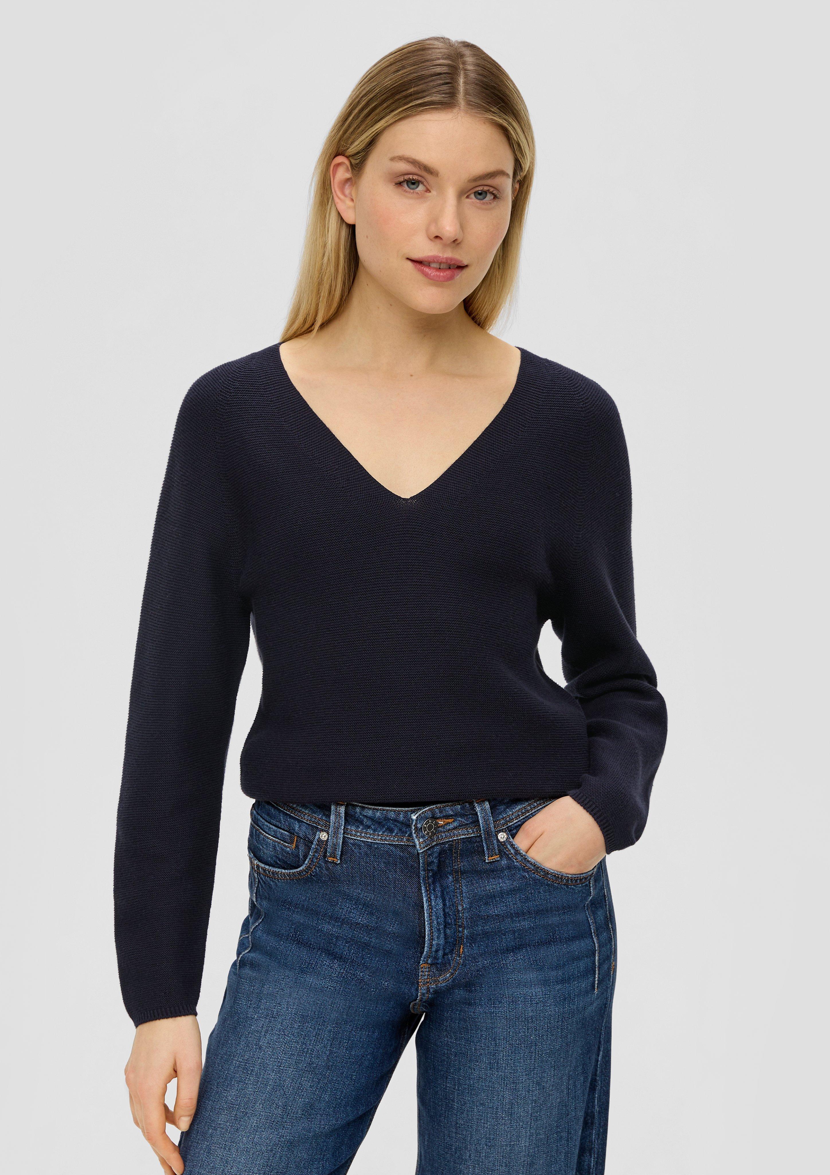 Jumper with a Vneckline ecru s.Oliver