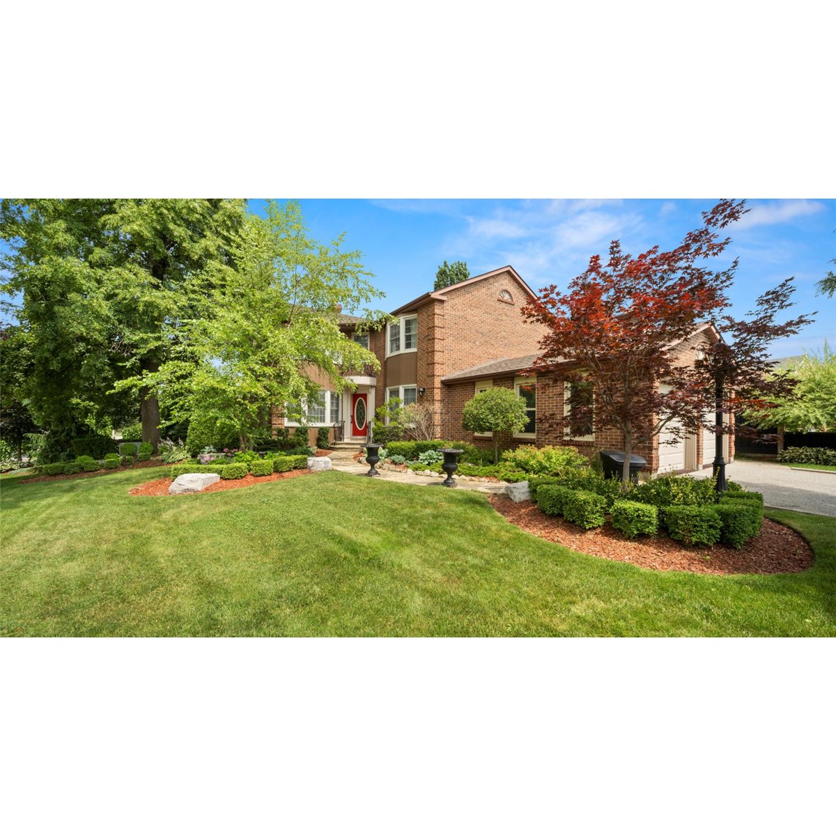 51 Jayfield Rd, Brampton, ON L6S 3H9