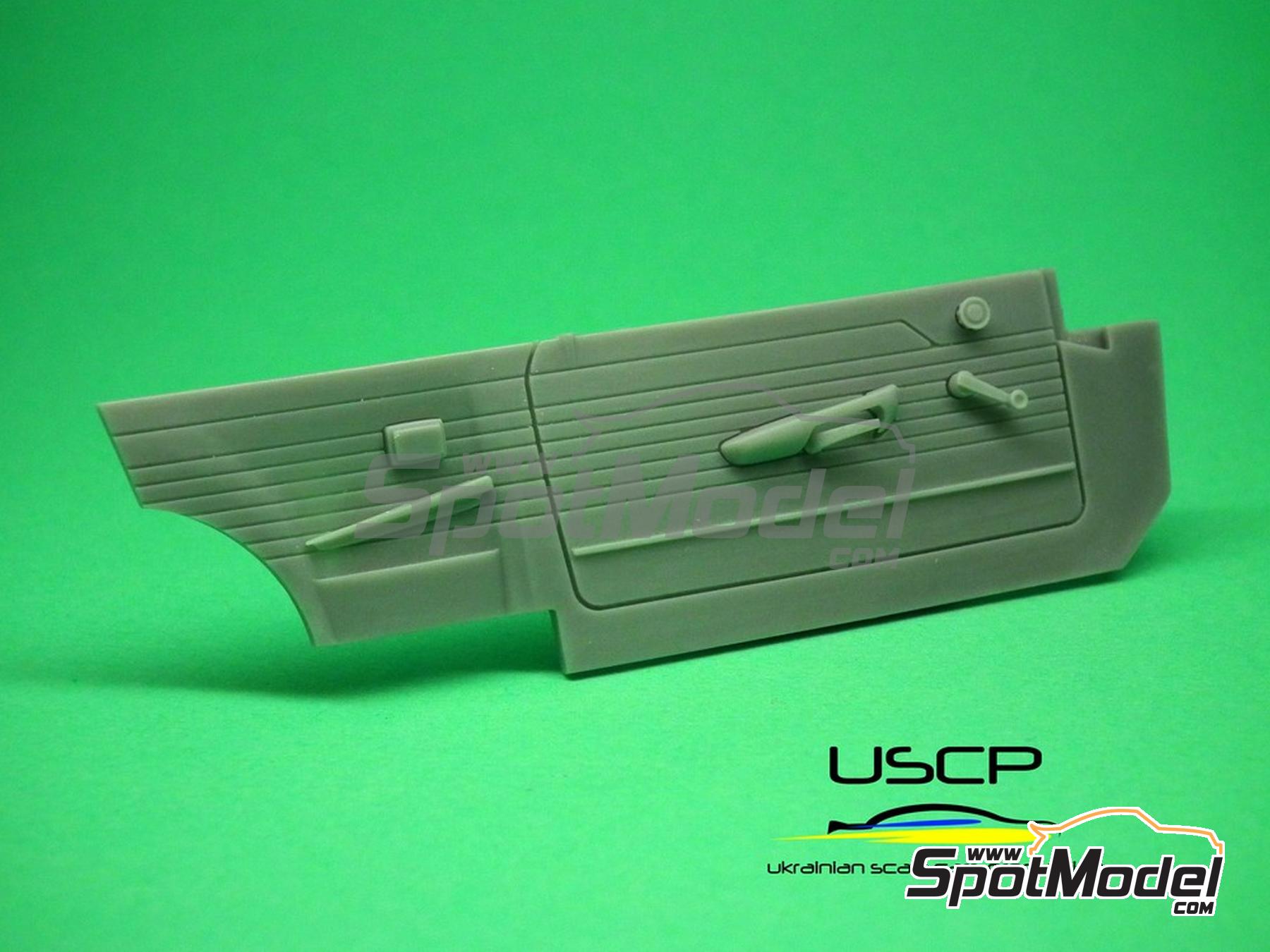 USCP 24T030 Detail 1/24 scale BMW 2002 Door Panels Late Type for