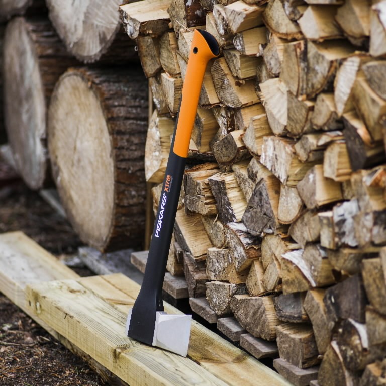 Axe X17 M, Fiskars Axes and wood handling tools