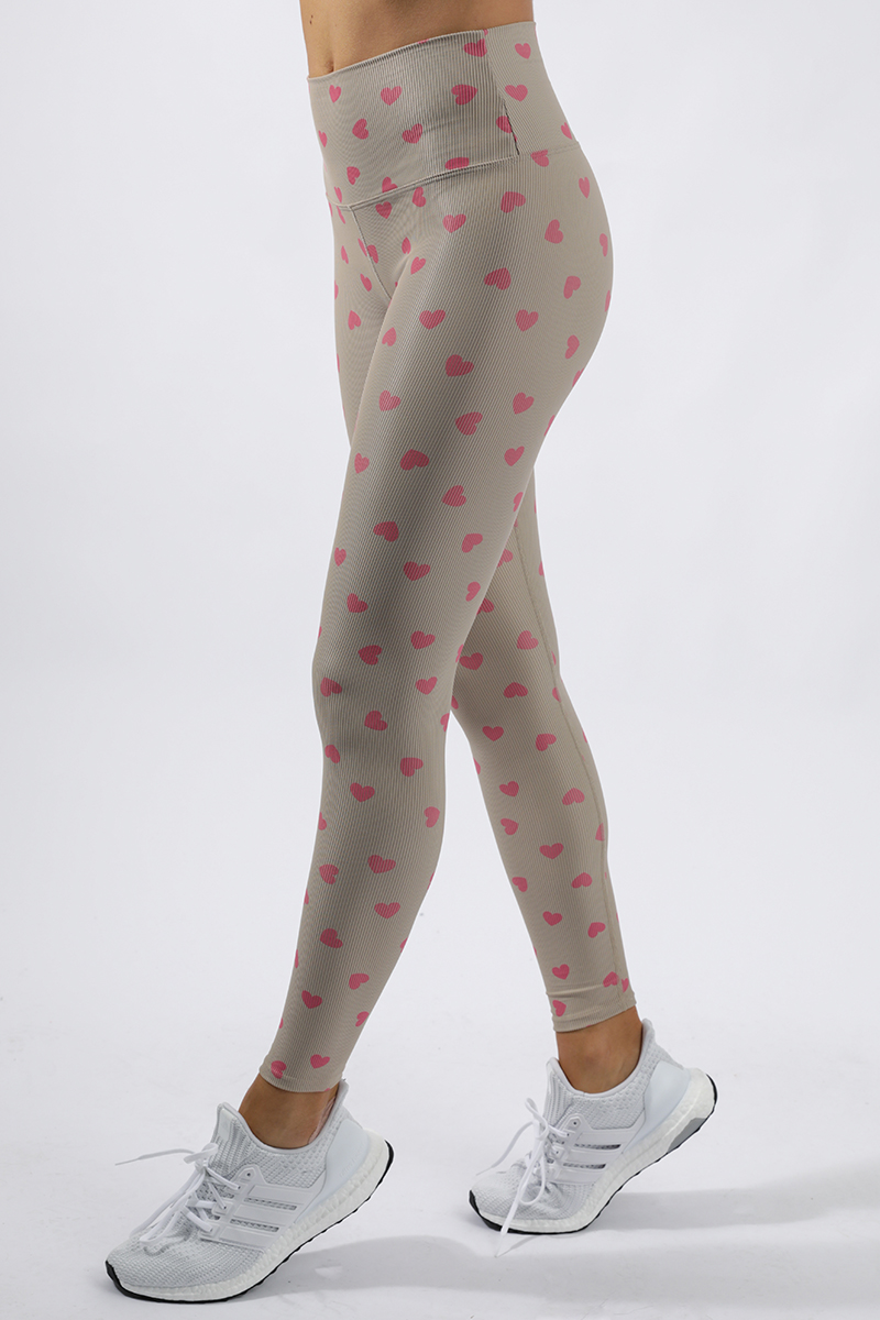 Beach Riot Ayla Legging *Final Sale* Famous Taupe Heart Stylerunner