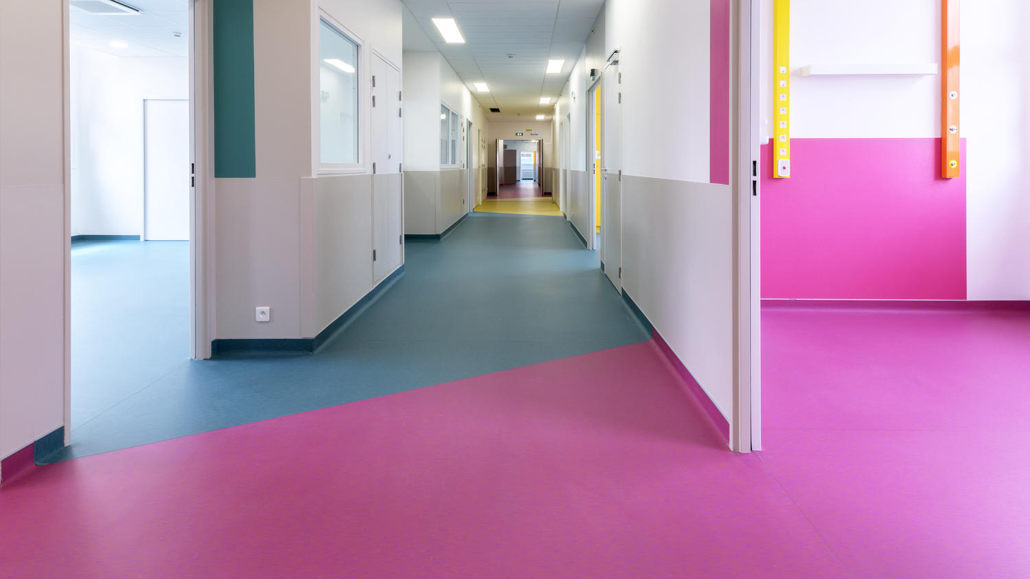 Promoting responsible use of PVC Necker Hospital Paris Tarkett