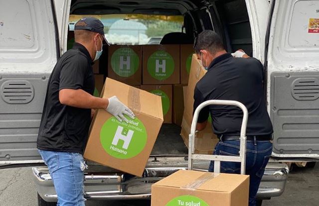 Humana distribuye cerca de 100,000 mascarillas y guantes Telemundo
