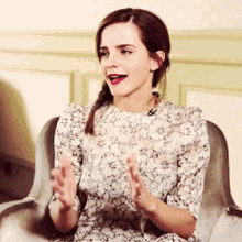 Young Emma Watson Naked GIFs | Tenor