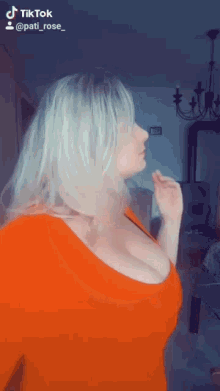 Curvy Women Gif GIFs | Tenor