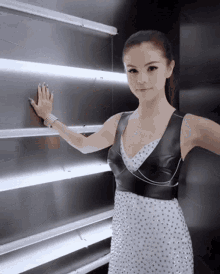 Selena Gomez Fake Gif GIFs | Tenor