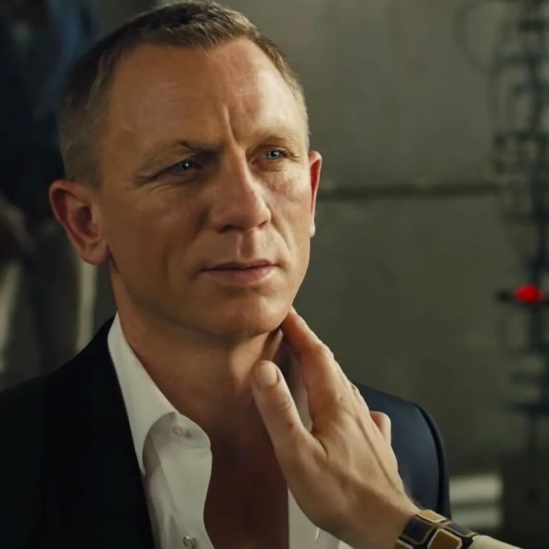 James Bond Daniel Craig Skyfall Haircut