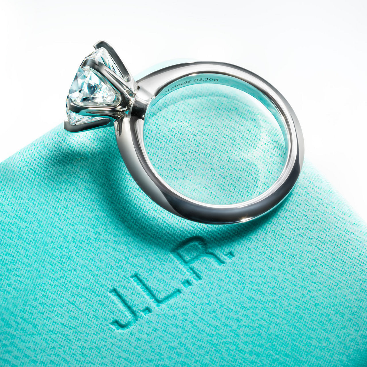 Engagement Ring Customisation—Tiffany Ring Studio Tiffany & Co.