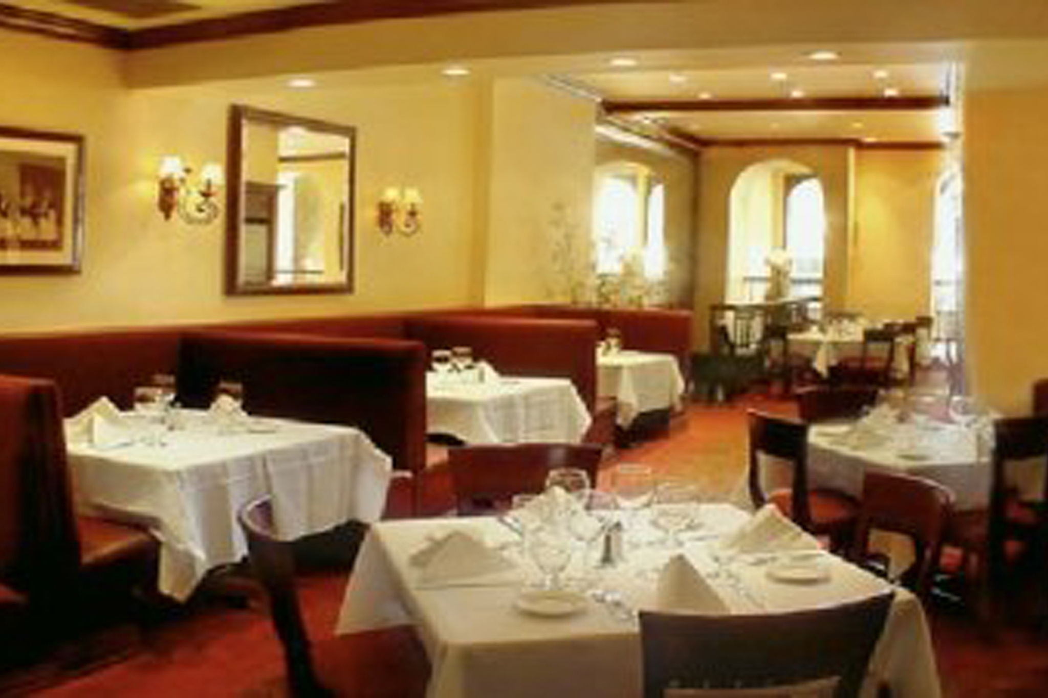 Frankie & Johnnie's Steakhouse Restaurants in Midtown West, New York