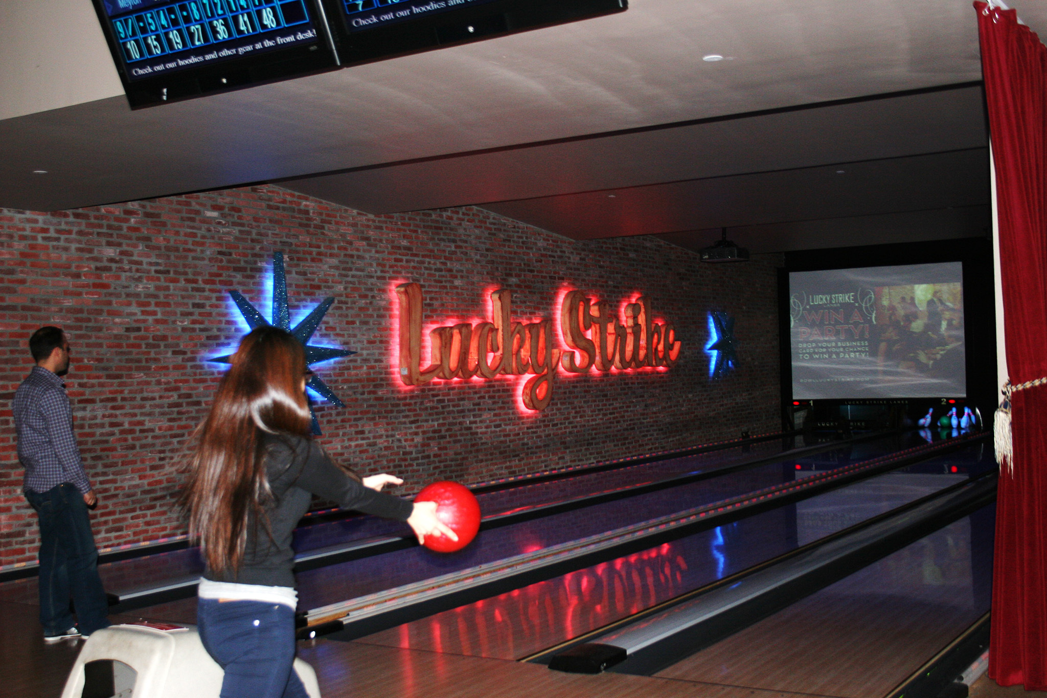 Where to go bowling in NYC including bars and traditional alleys