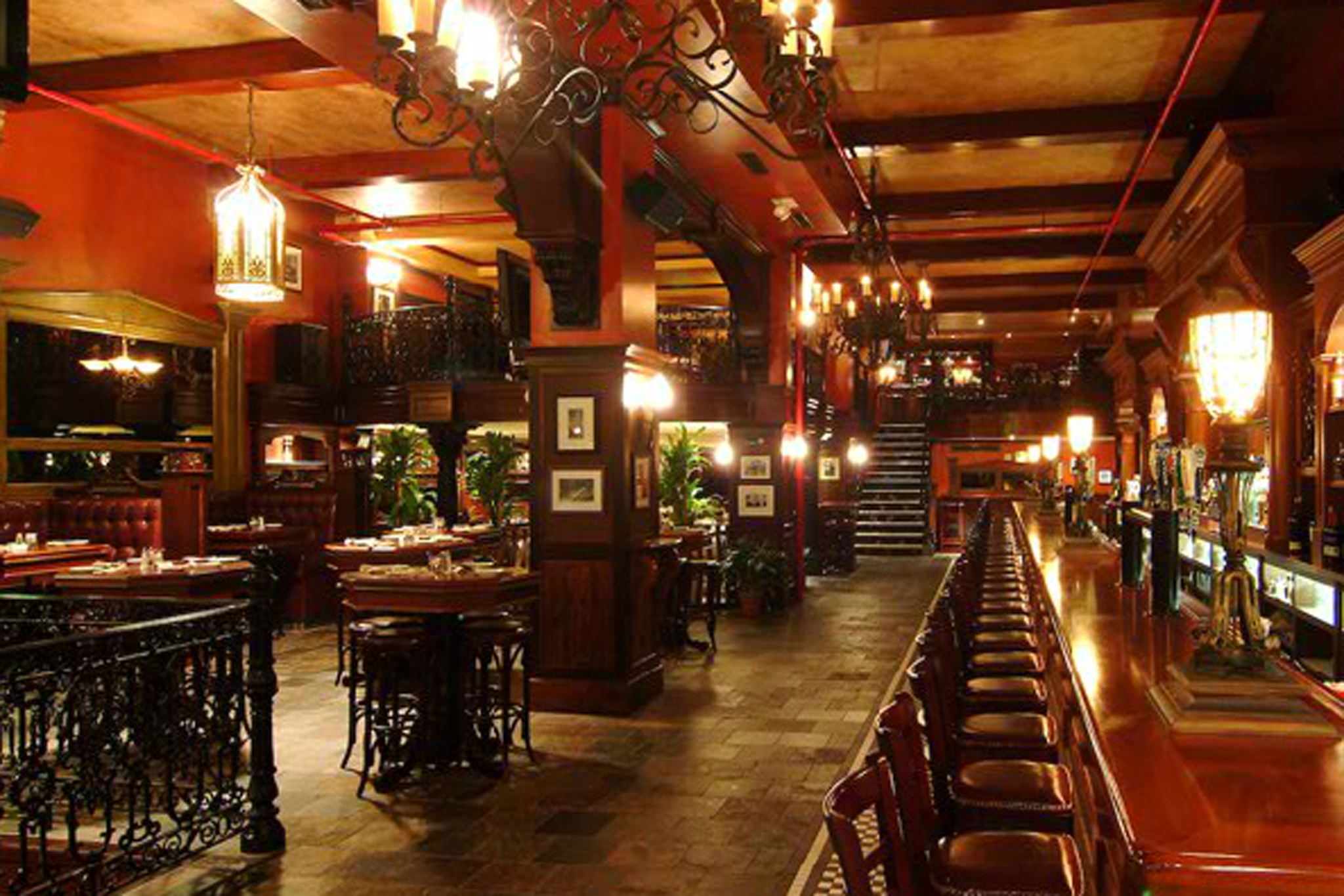 14 Best New York Bars to Watch the World Cup 2018