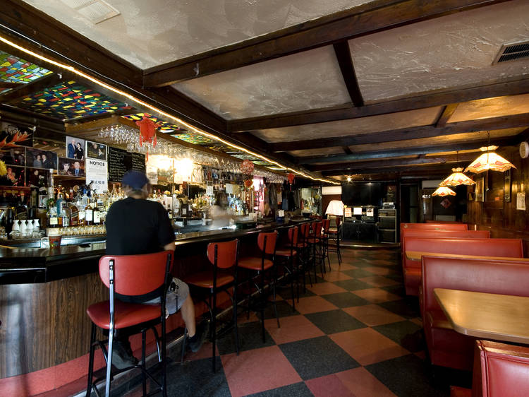 10 Best Karaoke Bars NYC Has to Offer