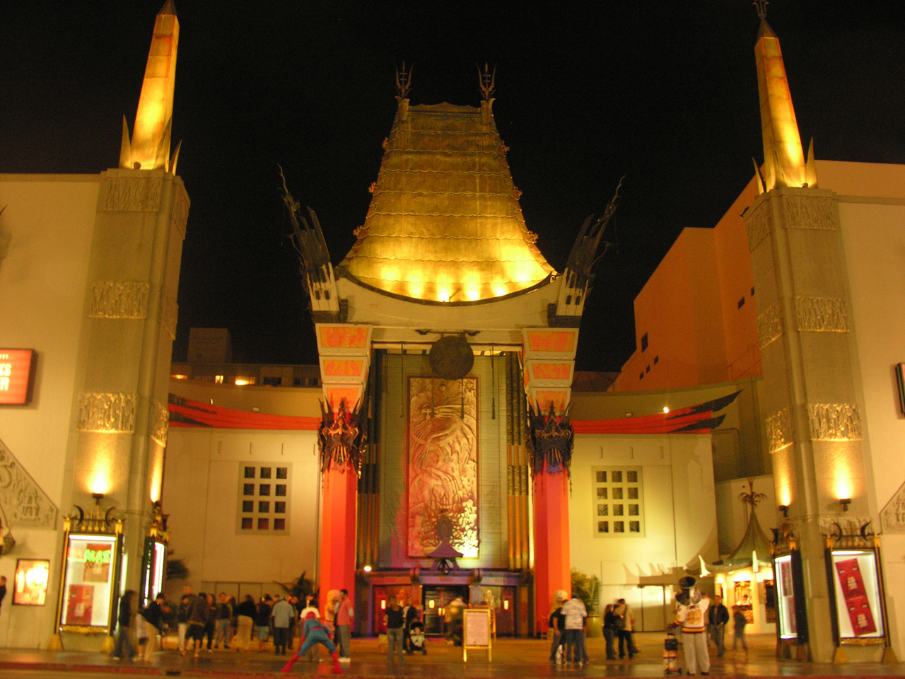 TCL Grauman's Chinese Theatre Movie theaters in Hollywood, Hollywood