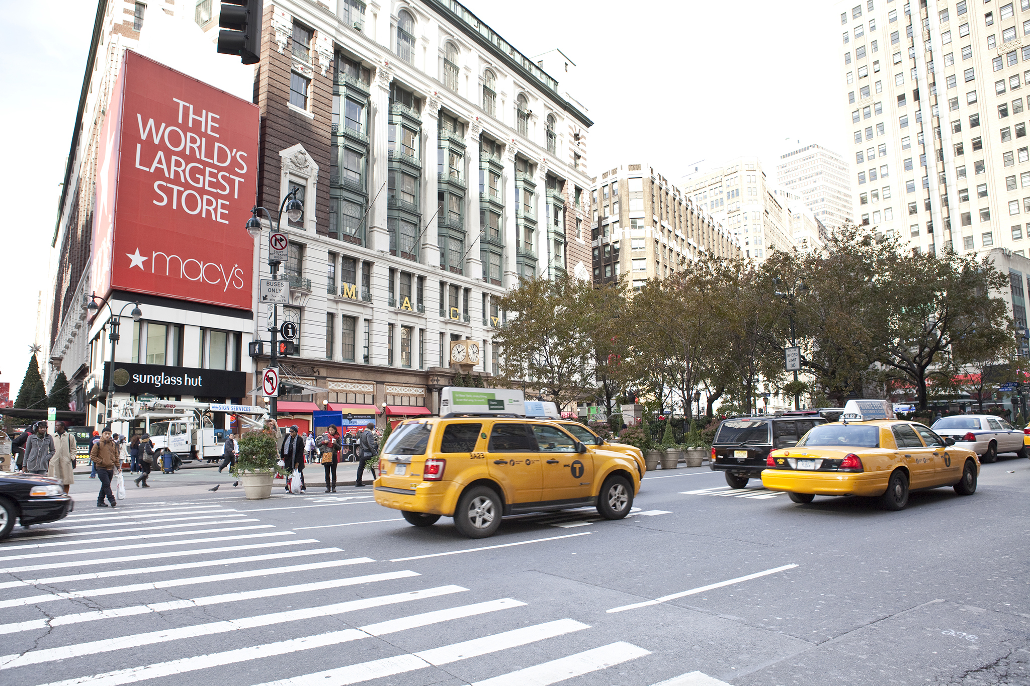 Macy’s Herald Square Floor Directory Floor Roma