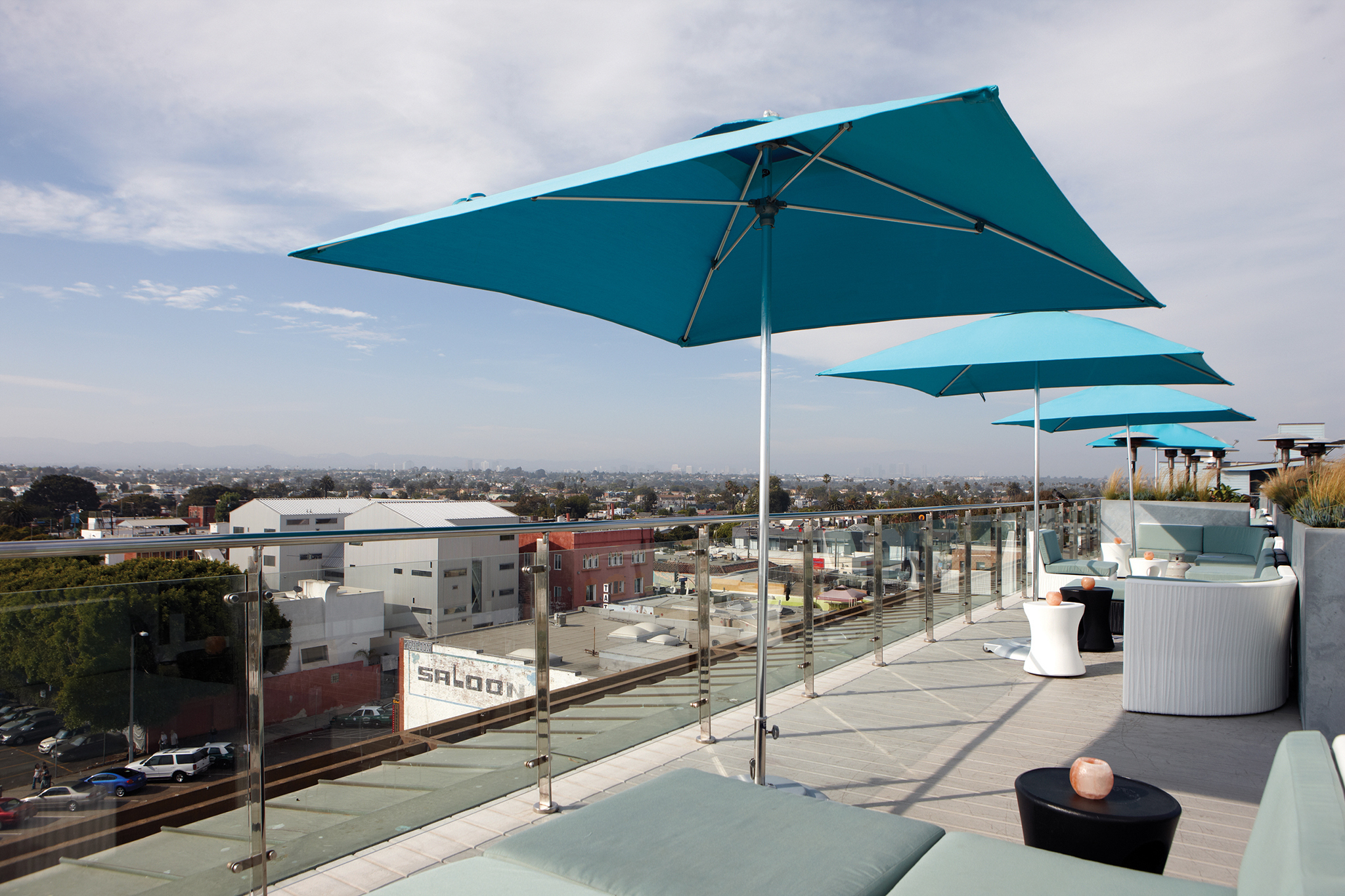 High Rooftop Lounge Bars in Venice, Los Angeles