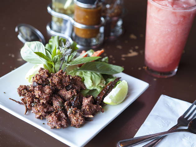 Wat Dong Moon Lek Restaurants in East Hollywood, Los Angeles
