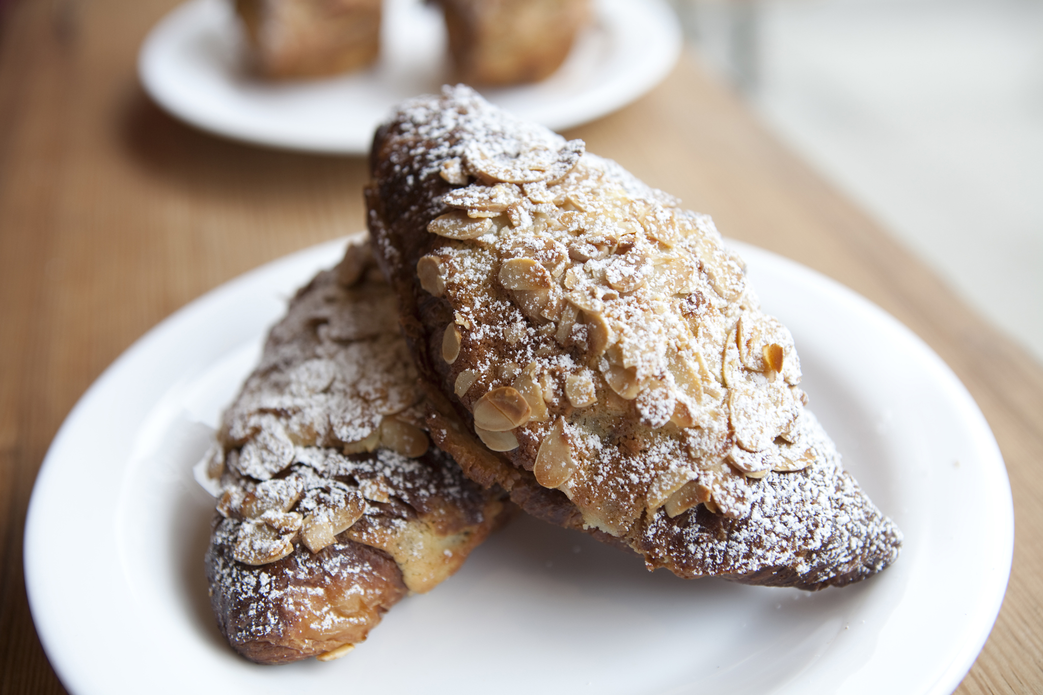 Best French bakery spots in NYC for macarons and croissants