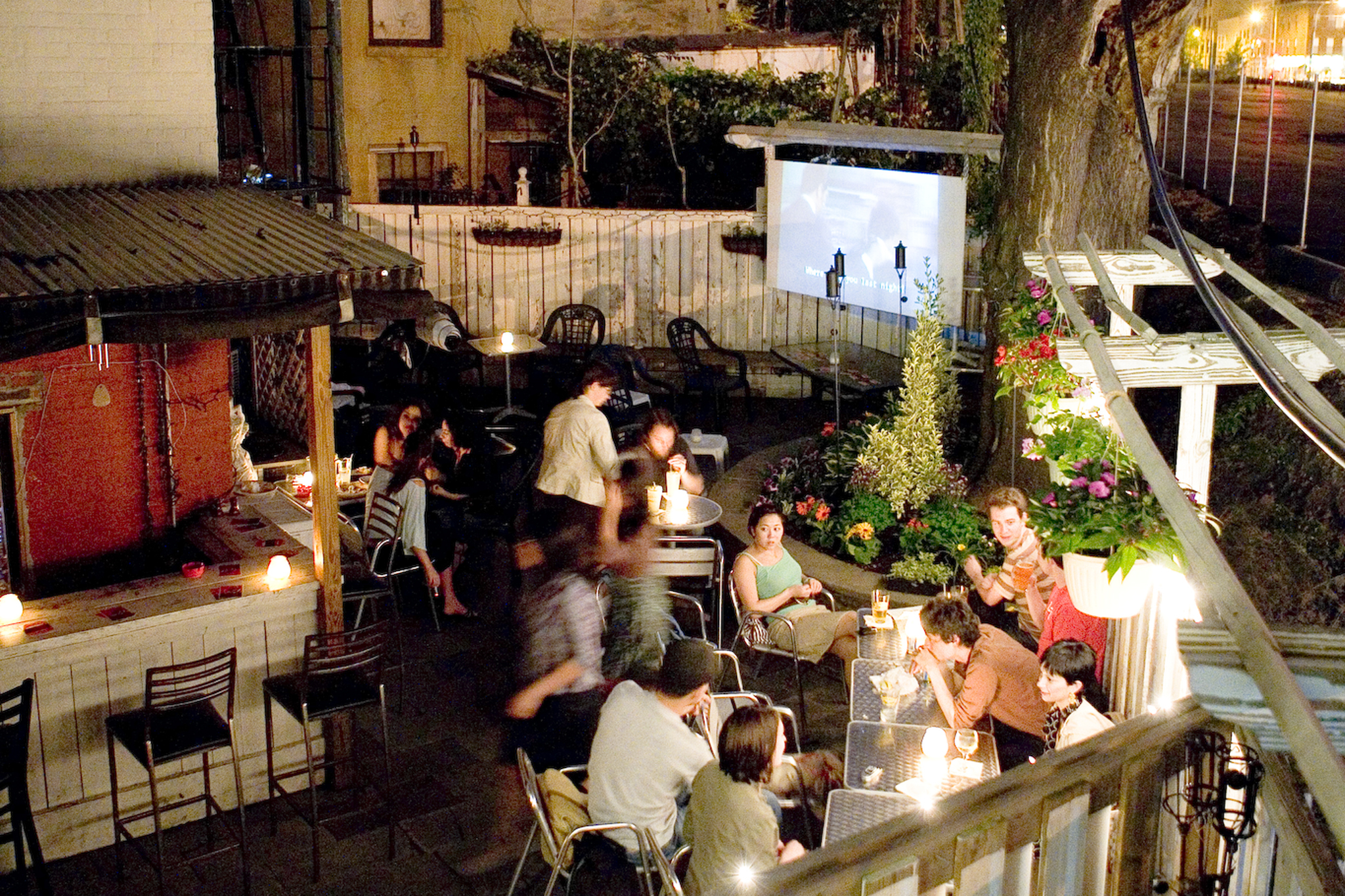 Summer drinks in NYC Rooftop bars, outdoor parties and summer cocktails