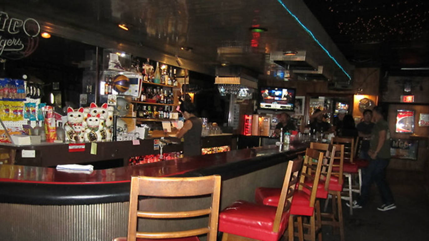 Donna's Cocktail Bars in South Bay, Los Angeles