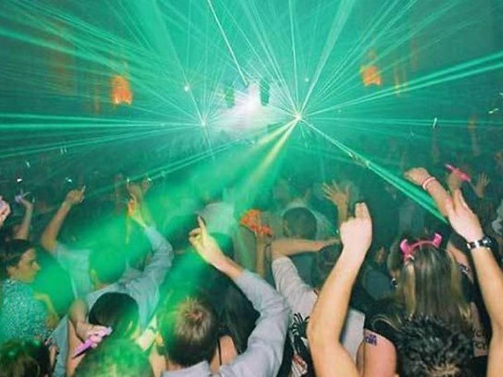 Best Clubs Los Angeles Has to Offer for Grooves and Booze