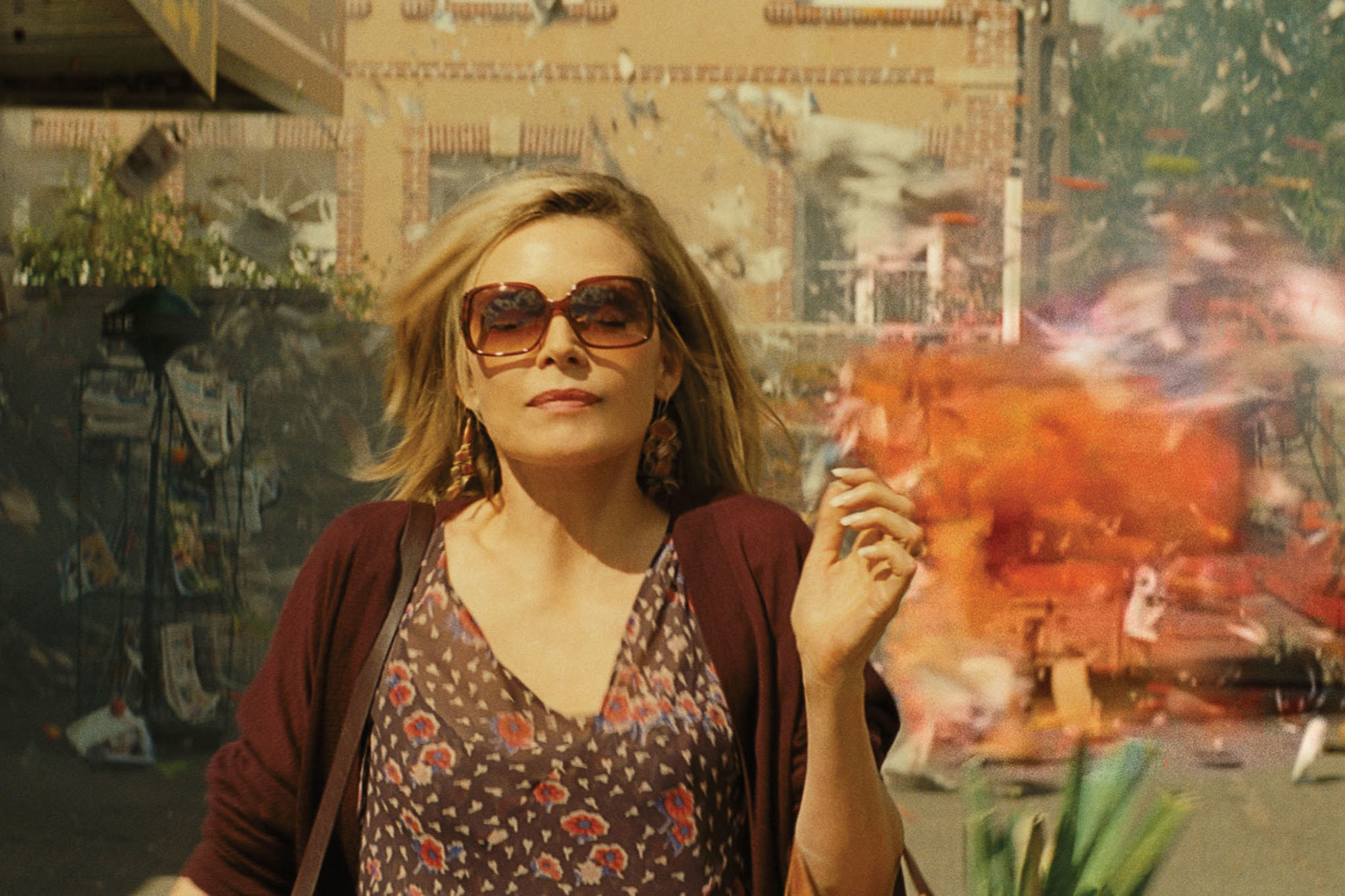 The Family movie review (2013), directed by Luc Besson