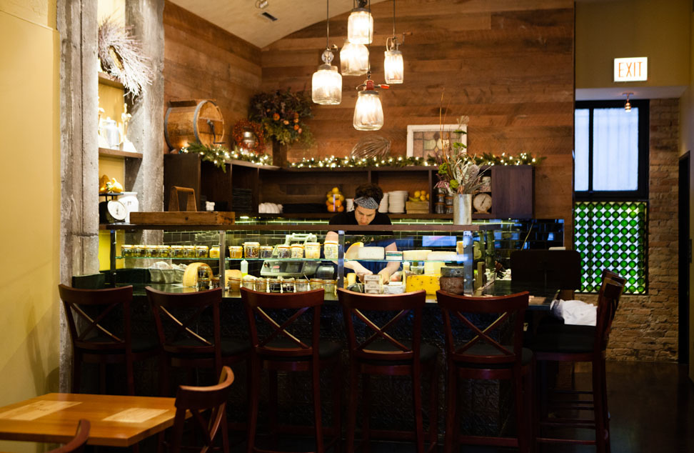 Best wine bars in Chicago for pinot noir and more