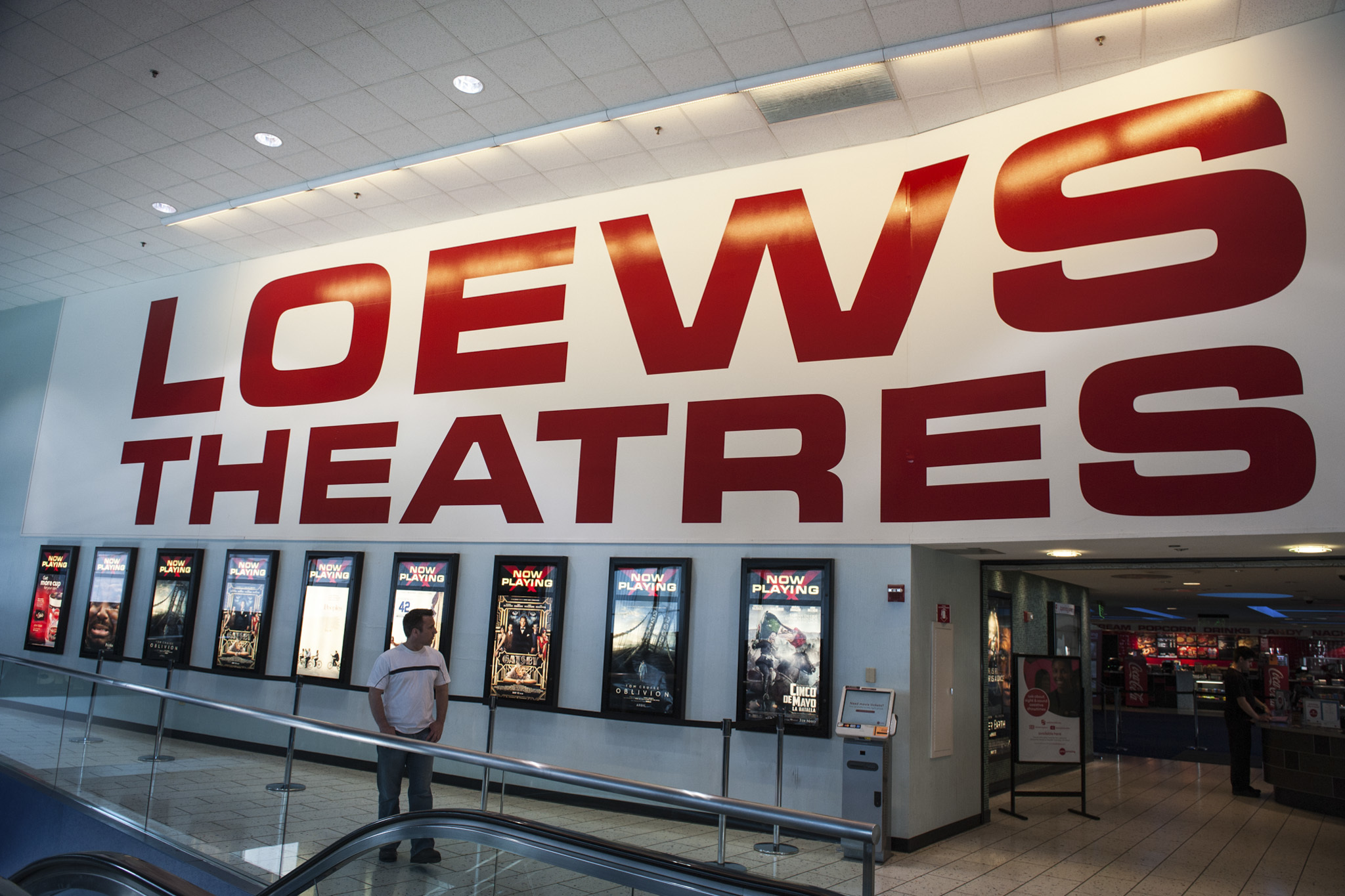 Guide to dinein movie theaters in Chicago